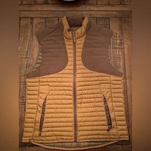 Eddie Bauer- VEST